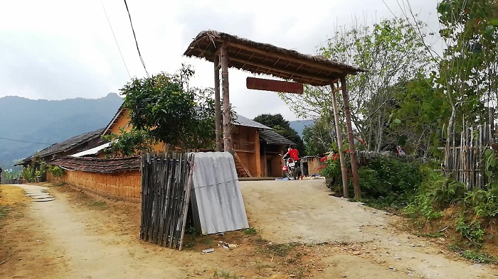 village Nam Hong maison torchis